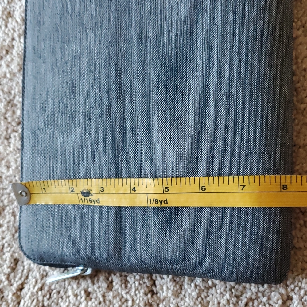 New, Incase Device sleeve - Picture 3 of 6
